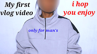 indian gf n banaye bf k liye nangi hokr video banai Boobs pressing show big boobs jumping very hard