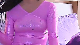 Gymnast College Girl Touches Herself - Alice Visby - Bikini-pops