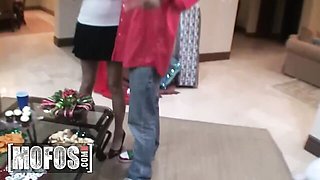 Joey Brass and David Loso's facial video by Mofos