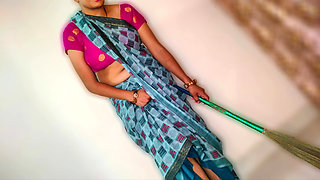 sautelee ne galatee se parade ke peechhe chhipe bhaee ka land choosa aur chud gayee hot phul hindee odiyo