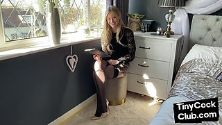 Classy slut commentig small dicks pic