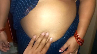 Beautiful bhabhi having romance with devai.