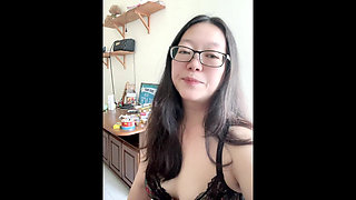Real Smoking Asian Girl: Sexy Snap Inhale Cigarette Smoking Compilation