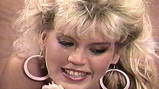 Blonde amateur milf does anal on pov camera 11