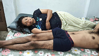 Girlfriend Gave Hot Handjob in 69 Position