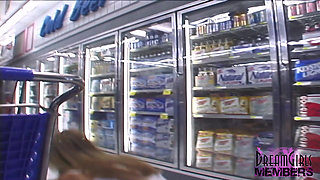 All Natural Hipster Hottie Bares All