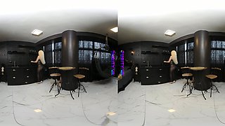 PURITYVR Dangerous blonde Kyra