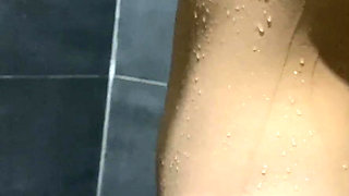 Beautiful and sexy Kitty Kat debut by showering nude