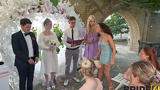 Jane White cheats on her husband with Arty Cheys