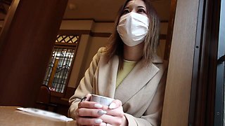 336KNB-211　【クリトリス特化型】【普通のひとが、一番エロい】旦那と仲良しな柔乳スレンダー奥様がお金のためにAV出演！敏感すぎるデカクリ弄られて連続絶頂！！ at東京都台東区 浅草