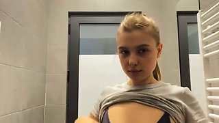 Public Blowjob with a Lot of Saliva