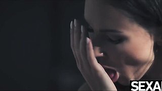 Lilu and Michael's pussy close up porn