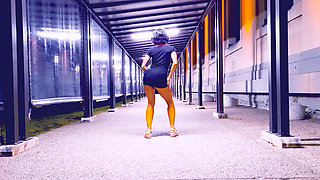 Wyld Yasmin Dancing and Flashing Herself in Public