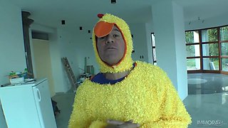 18-Year-Old Mary Monroe Gets An Anal Creampie in POV