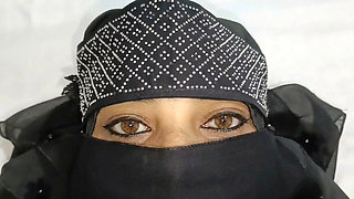 Don't stop, muslim girl was hungry for uncut dick