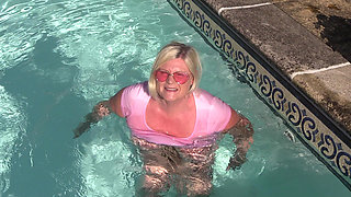 Swimming Pool Solo
