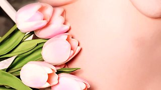 Naked teen doesnt just pose she blossoms