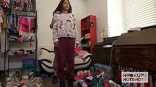 Shy Kitt Lacey Meets Up With Bryan Gozzling For Extreme Sex!