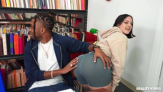 Spicy harlot thrilling porn scene