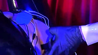 CBT and Facesitting the Gimp