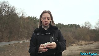 Blonde Slut fucked Outdoors for Public Agent - Hitchhiked To Orgasm with Martin Gun and Hailey Queen