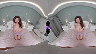 Dirty Lola in HD VR porn: Blowjobs, doggystyle, POV, and more