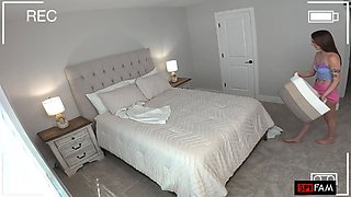 Stepdad Helps Himself To Stuck Stepdaughter's Cunt