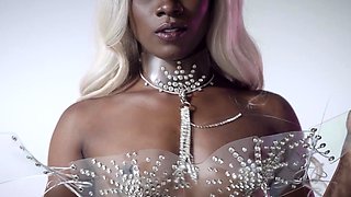 Big booty ebony blonde glamour girl