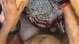 Sasur Nay Bahu Ko Ghar May Bula Kar Chut Ka Pani Nikala