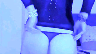 CrossGaby blond ass Dance