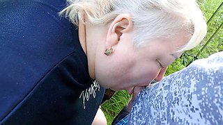 MILF Zona901 gives a mind-blowing blowjob and swallows every drop