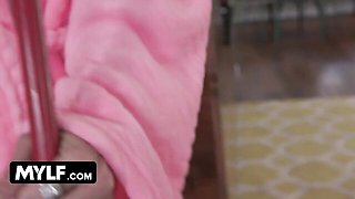 Alex and Rachael's pervmom video