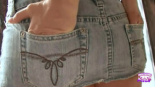 Mesmerizing Blonde Babe Gets an Ass Covered in Jizz After a Deep Long Pussy Plowing.