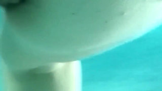 I Touch Myself in the Public Swimming Pool in Thailand - Risky Sex French