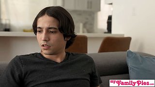 Helping My Funsize Stepsister And Her Friends - S21:E1