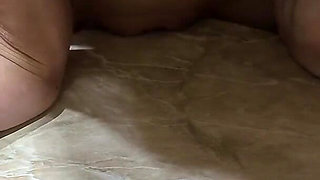Stepdaughter Cumming Without Hands