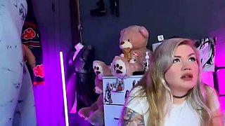 Vulva rubbing close up with blonde handling monster dildo