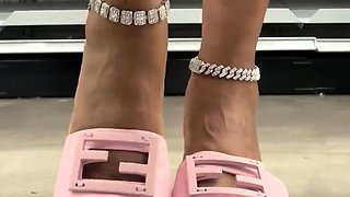 Black Amateur Explore Hot Foot Fetish