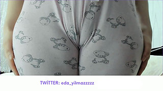 CAMELTOE- MASTURBATE WITH PAJAMAS- RUBBING PUSSY WITH PAJAMAS