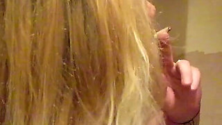 Amateur Blonde at a Gloryhole