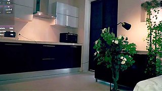 Russian beauty waiting to get fucked