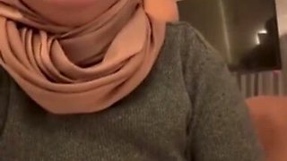 UKHTY GEMOY TOBRUT DI ASS FUCKING MENDESAH NIKMAT UTTER DI Https://ho.attach/videyviral