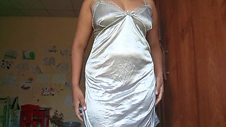 Sri Lankan Teacher Anne in Solo in Her Room Fun with Student solo play in lust fun