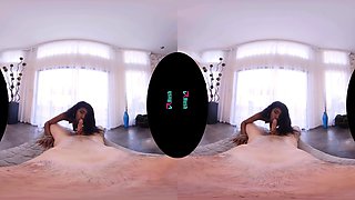 VRHUSH Amari Anne is tired of the party and wants to fuck