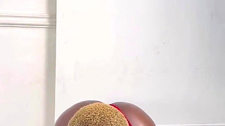 Twerking and Oiling My Big Ass