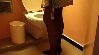 Toilet Pissing Through Lace