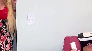 Stepdaughter with her virtual reality glasses: Mom and Dad have sex on top of her.