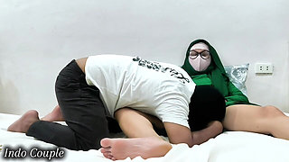 Fucking a Petite, Beautiful Indonesian Teenager