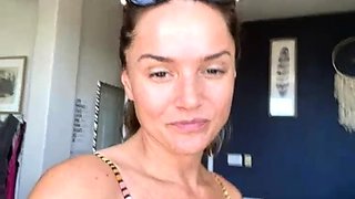 Amazing blonde german webcam milf high heel masturbation