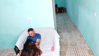 Amateur Brazilian Threesome: Wife Betrays Husband With Best Friend